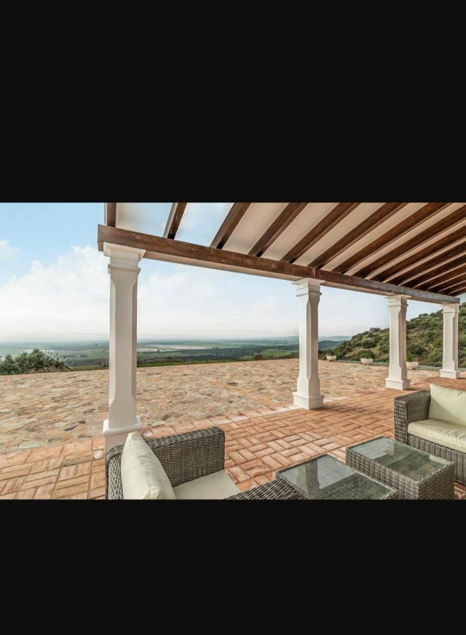 Alberquillas Villa